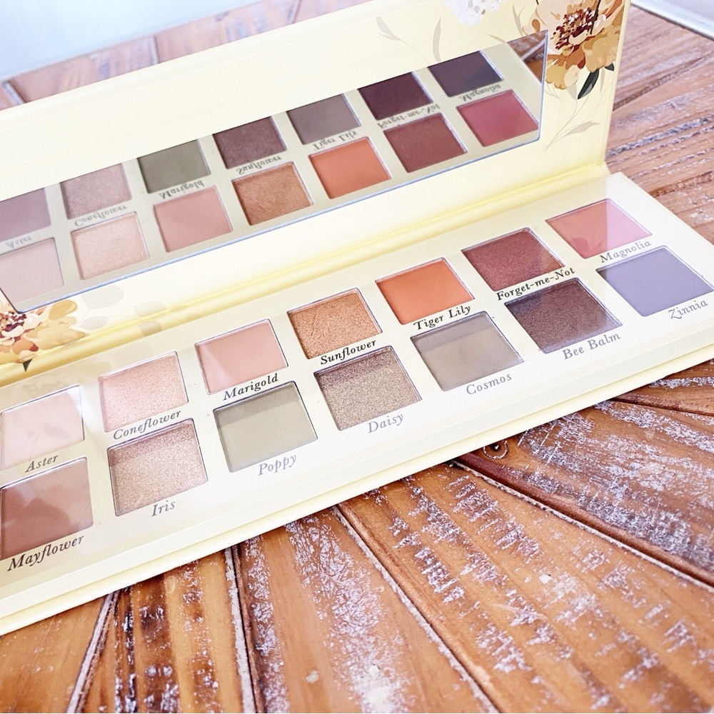 NWT Laura Geller Seasonless Staples Wildflower Wishes 14-Well Eyeshadow Palette